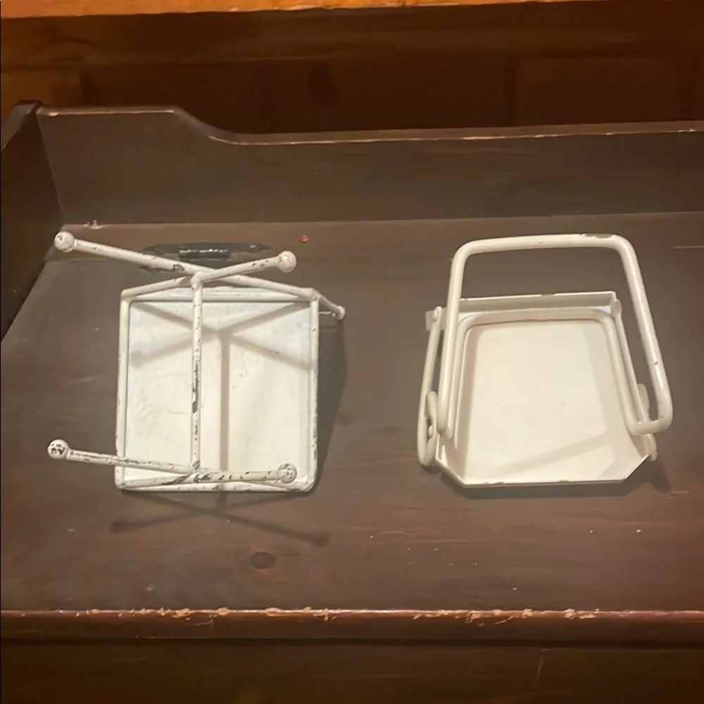 Cream Accents Picture Frame Set